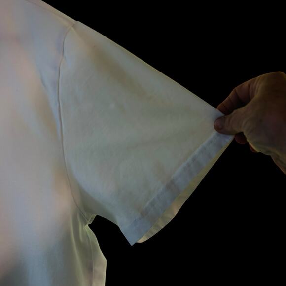 Lucky Brand White 2XL Embroidered Lucky Charm Blue Voodoo Bunny Holding Rose - Picture 5 of 8